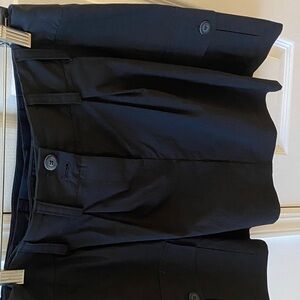 Black Pleated mini skirt
Theory